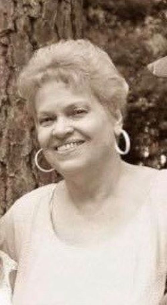 Evelyn Riley Profile Photo