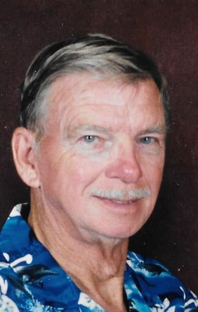 Richard Loren Dexter Profile Photo