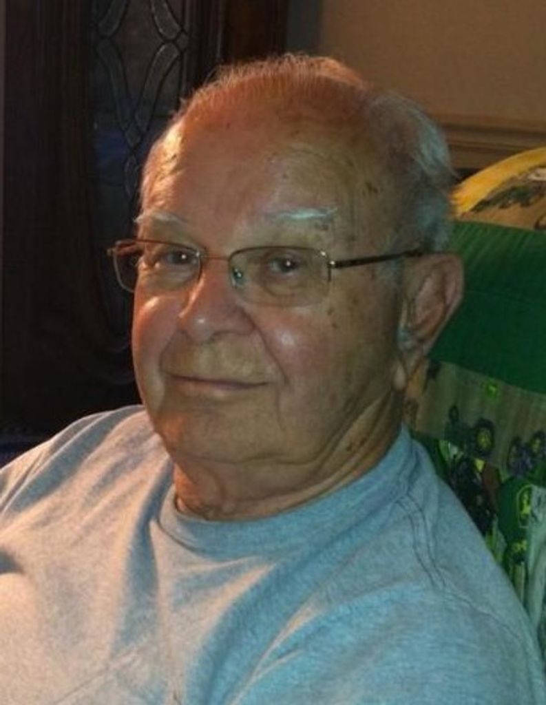 Robert E. "Tuck" Hutson, Sr. Profile Photo