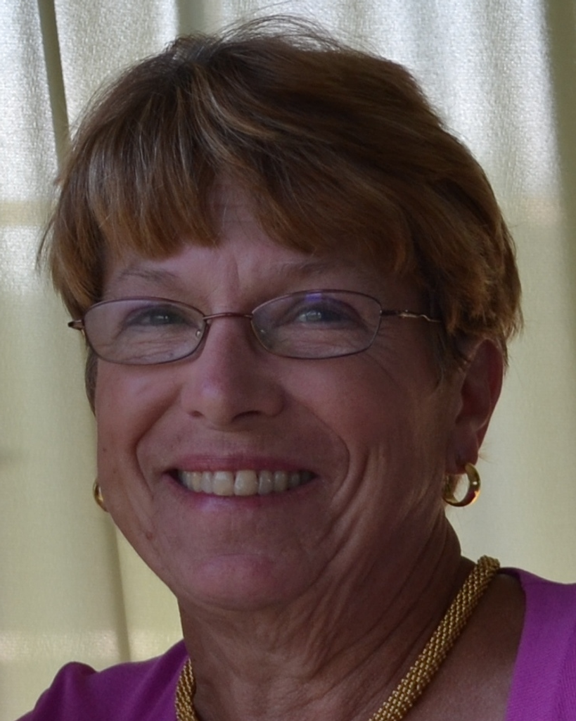 Janelle Sloan Heuberger Profile Photo