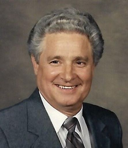 Carl Fields photo gallery thumbnail 3 of 271