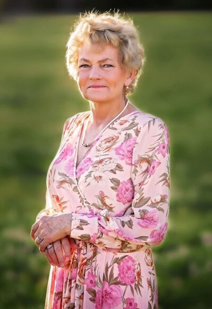 Nancy Marie Holloway Profile Photo