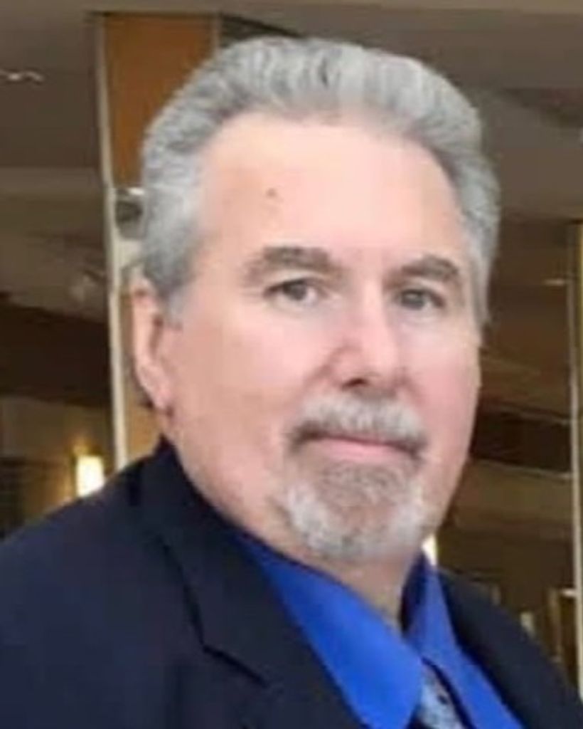 Larry J Smith Profile Photo