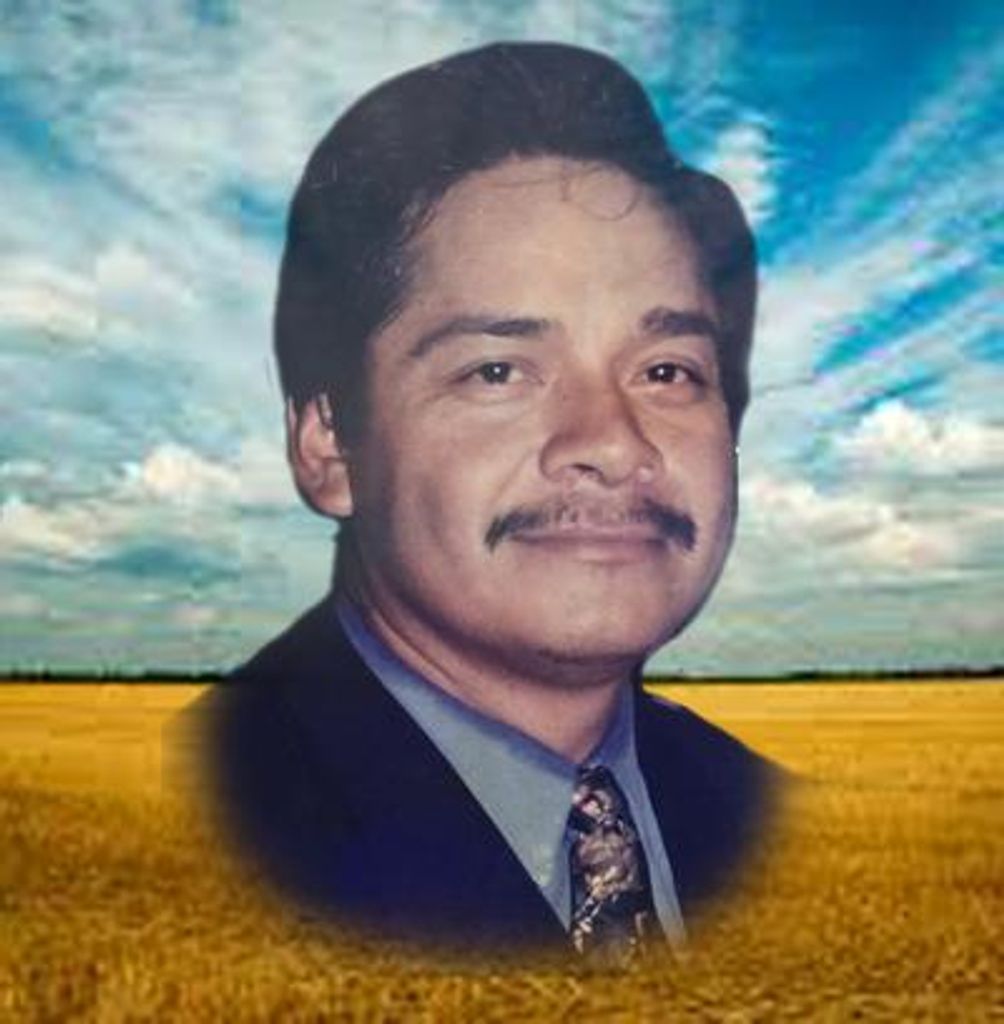 Alberto Flores Profile Photo