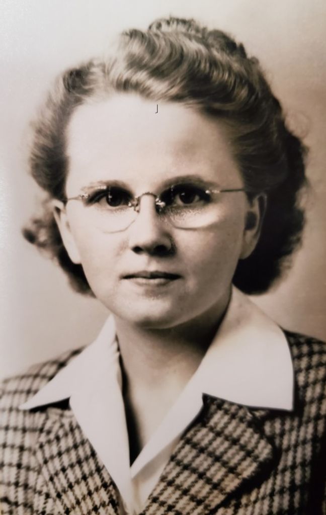 Mary Uppstrom Profile Photo