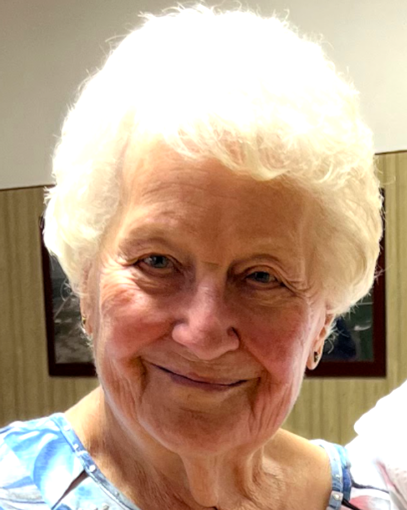 Dianne (Busike) Dammen Profile Photo