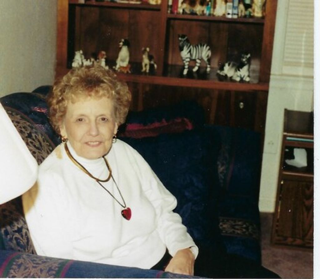 Corrine Bolton Profile Photo