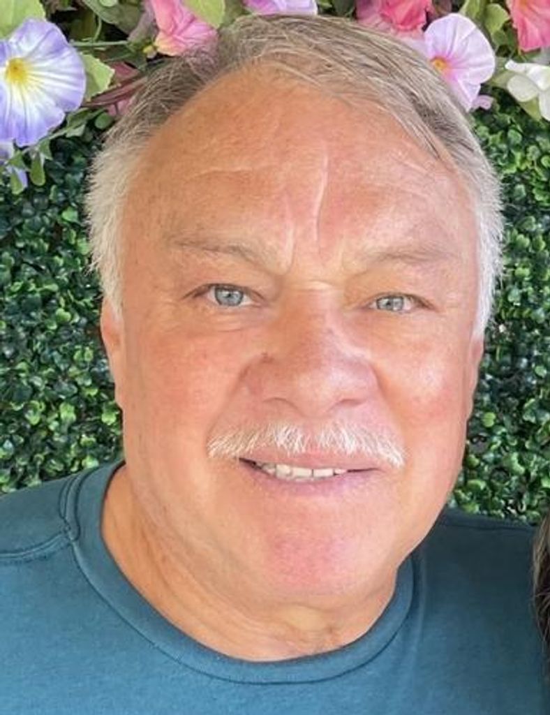 Juan Jose Flores Bernal Profile Photo