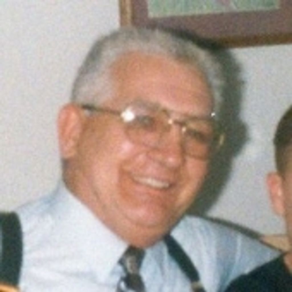 Mr Lyle Charles Hunt
