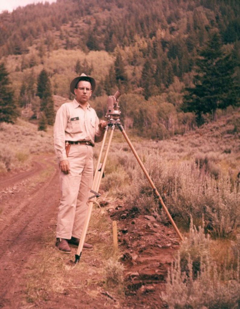 Lowell Dahl