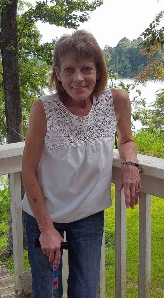 Connie Suzanne James Jones