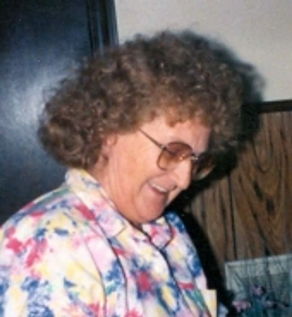 Betty Lou Garland