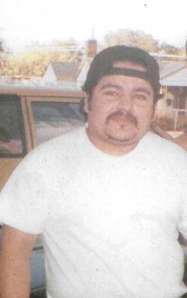 Paul Gonzales Profile Photo