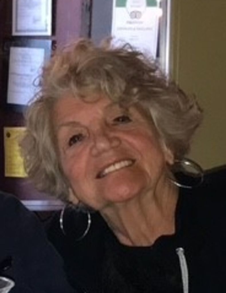 Virginia " Ginny " (Lucci) Colbert