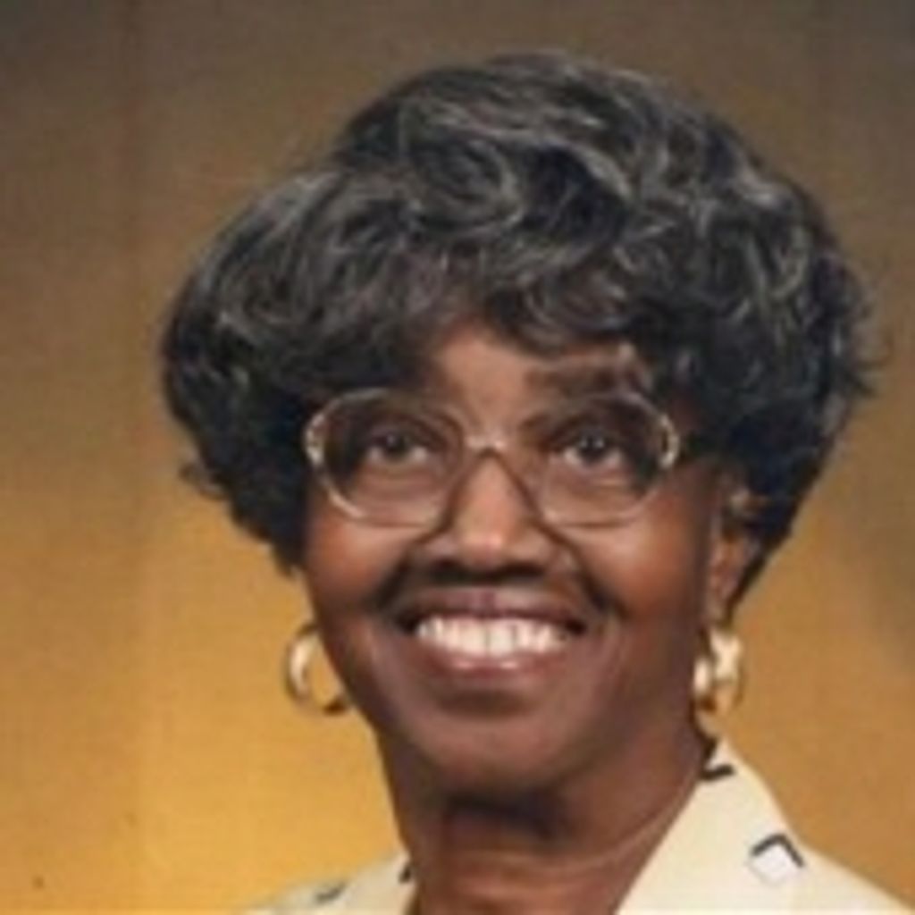 Elizabeth  E Robinson