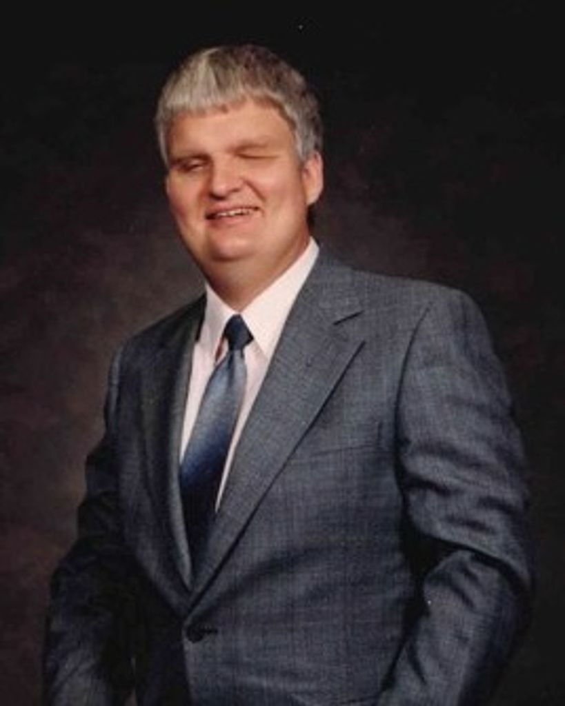 Roger Eggerss Profile Photo