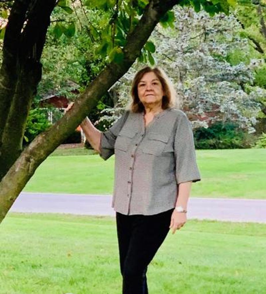 Zondra Sue Vanhoose Baker Profile Photo