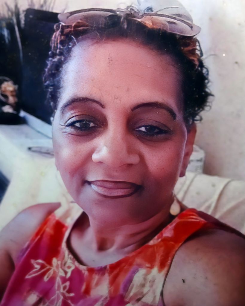 Vickie Yvette Watson Jones