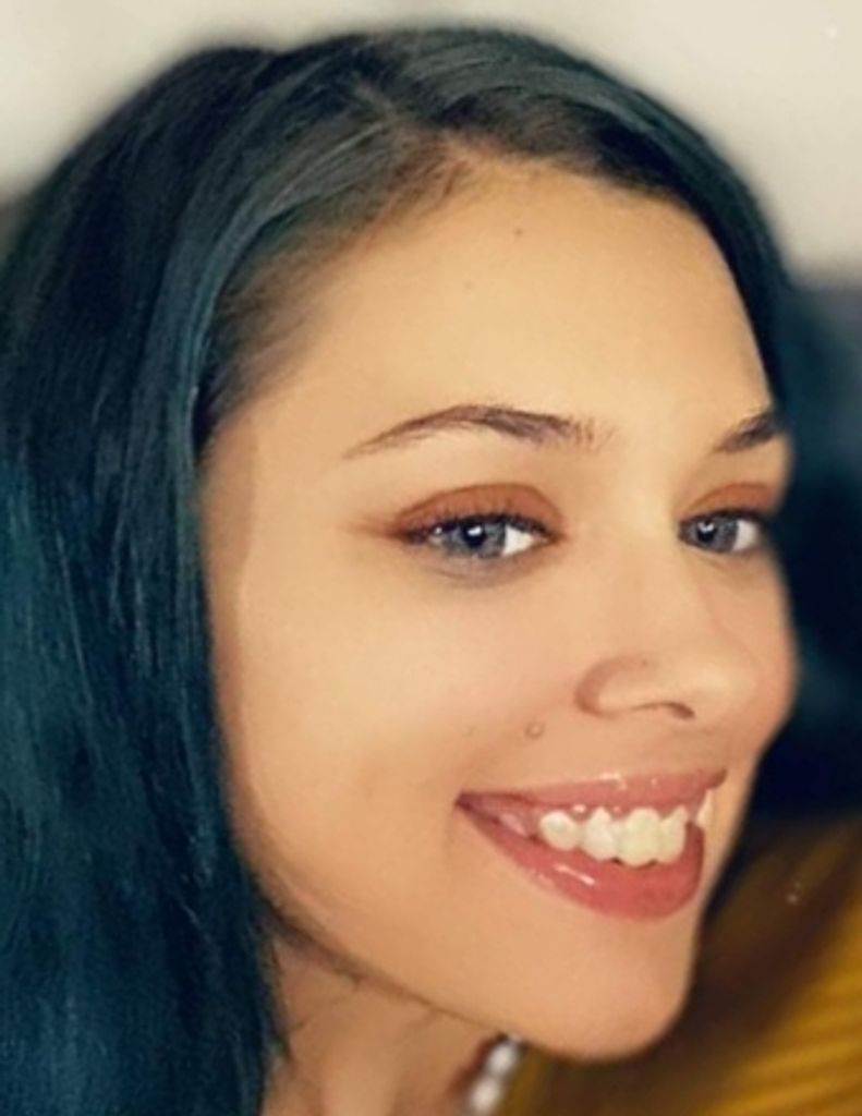 Anna Jenay Ross Profile Photo