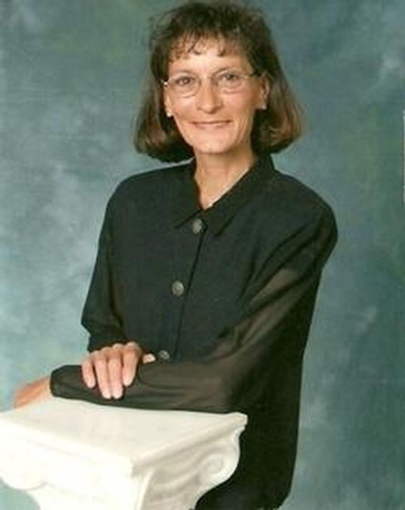 Peggy Lee Connell