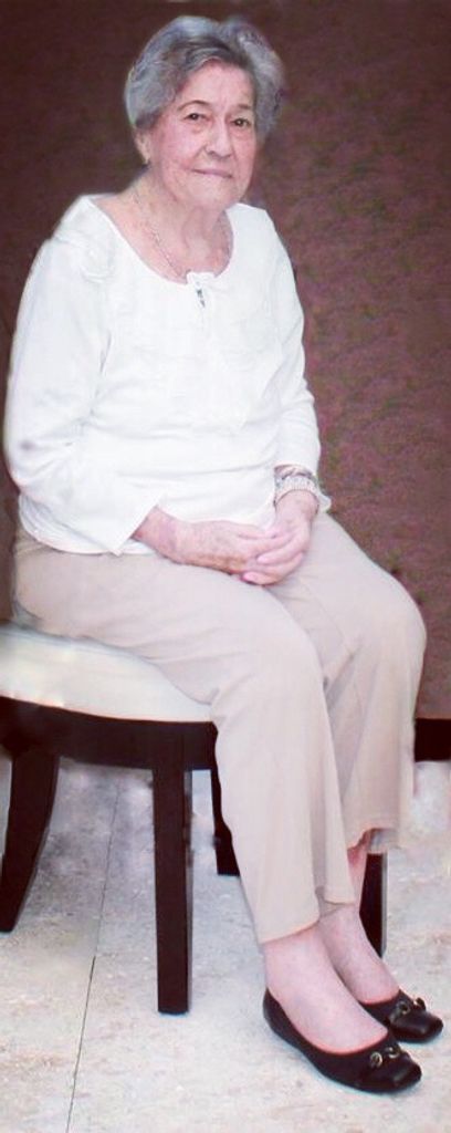 Fideligna De Quinones (Ovalle) Profile Photo