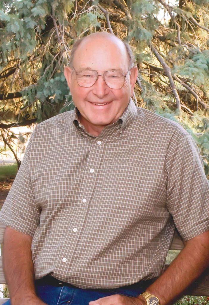 Lloyd R. Monthey Profile Photo