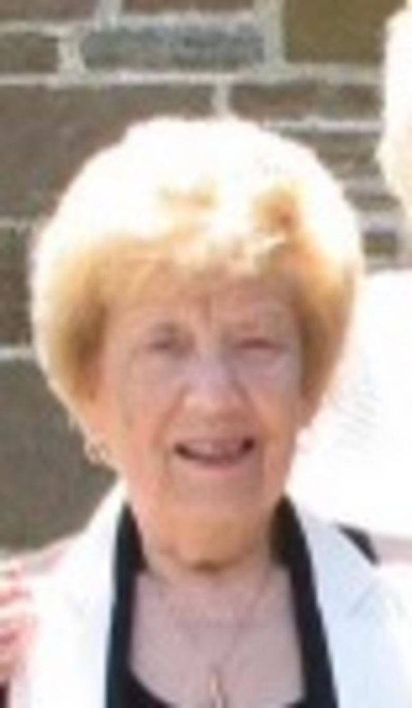 Carolyn Gilmour Quartier Profile Photo