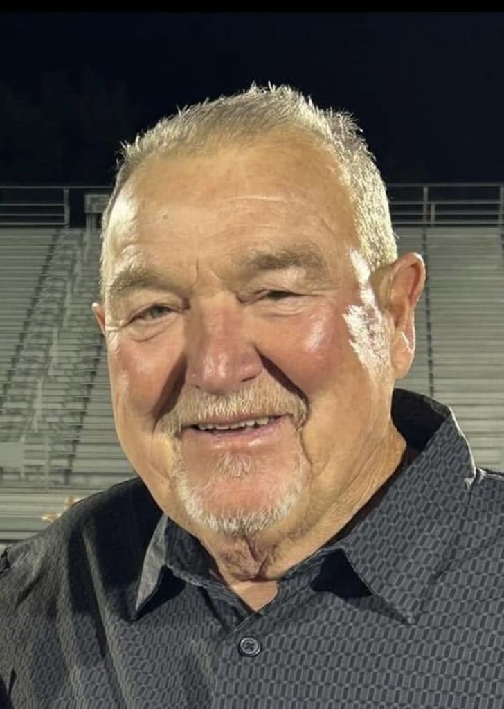 Tom Stevens Profile Photo