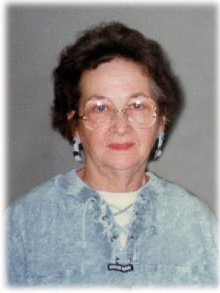 Pauline Marjorie Holwegner