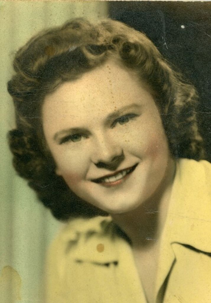 Helen Marie (Pike)  Dominish