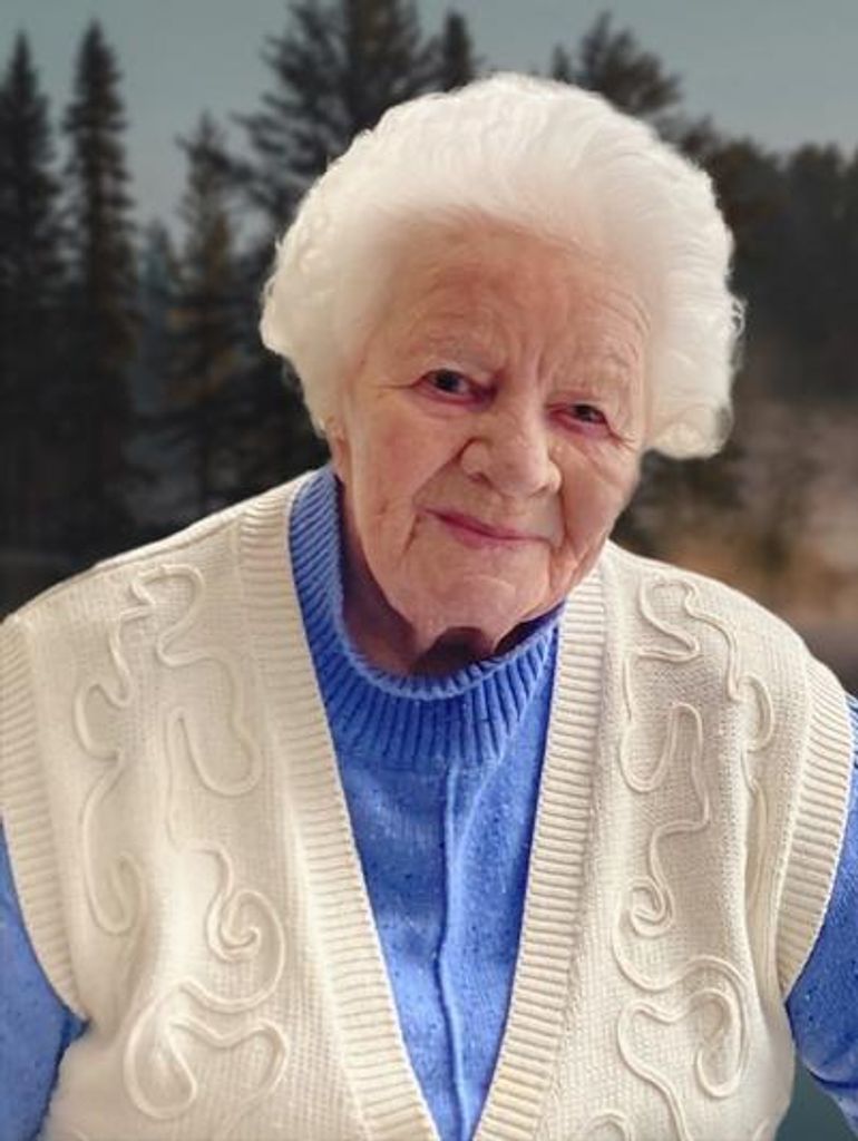 Anneliese Marta Von Knobelsdorff-Brenkenhoff Profile Photo