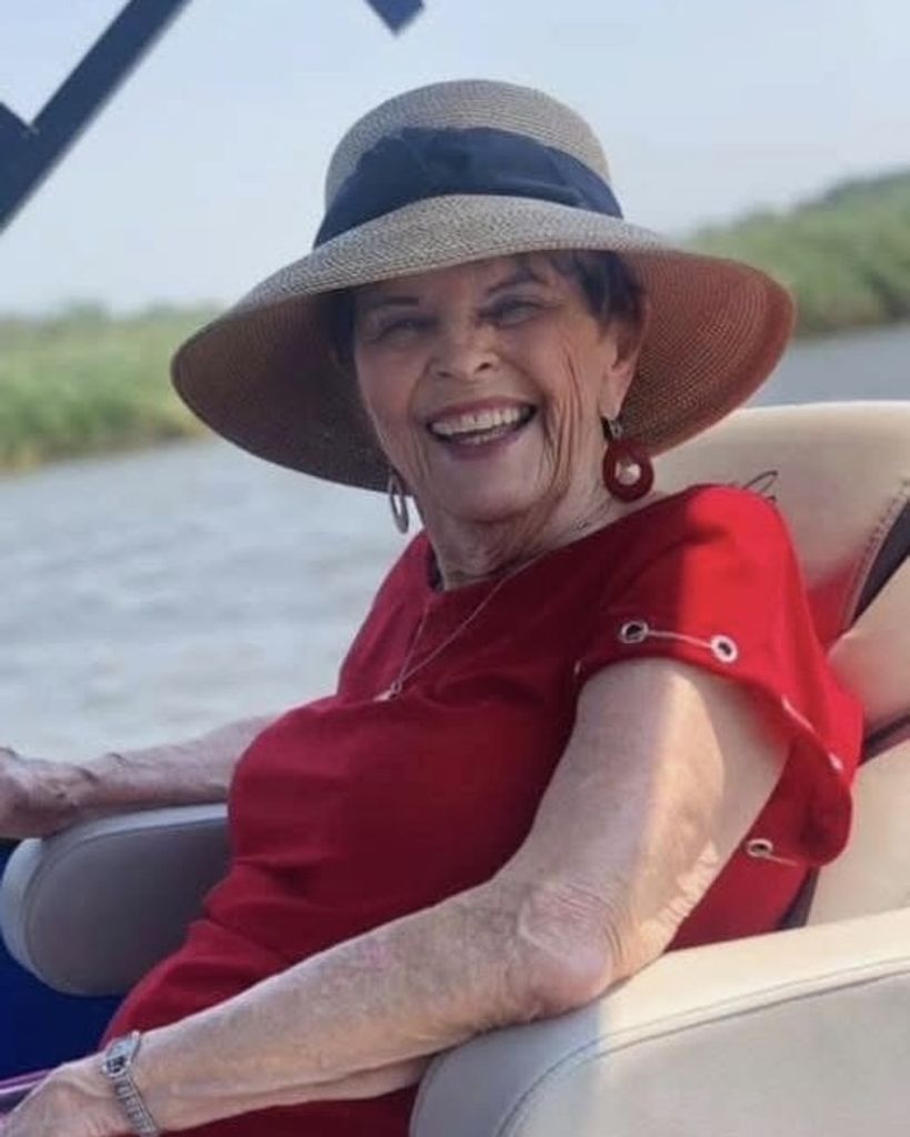 Joan Ella Hahn Profile Photo