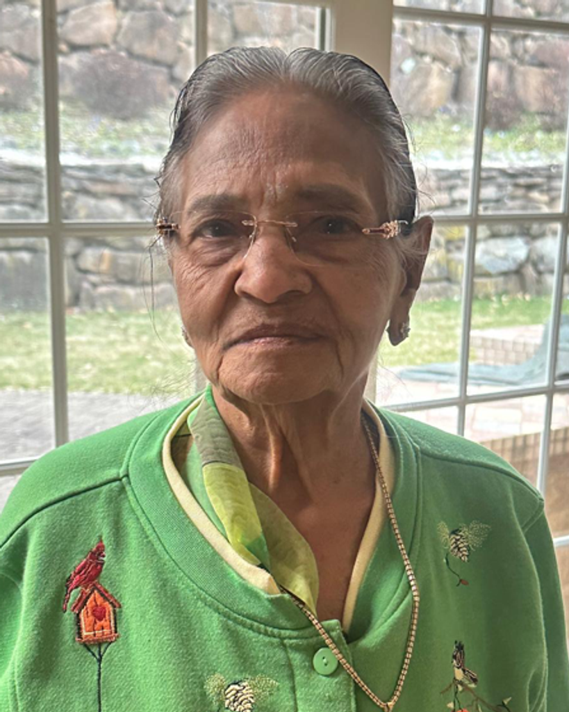 Hasumati Ishwarial Bhatt
