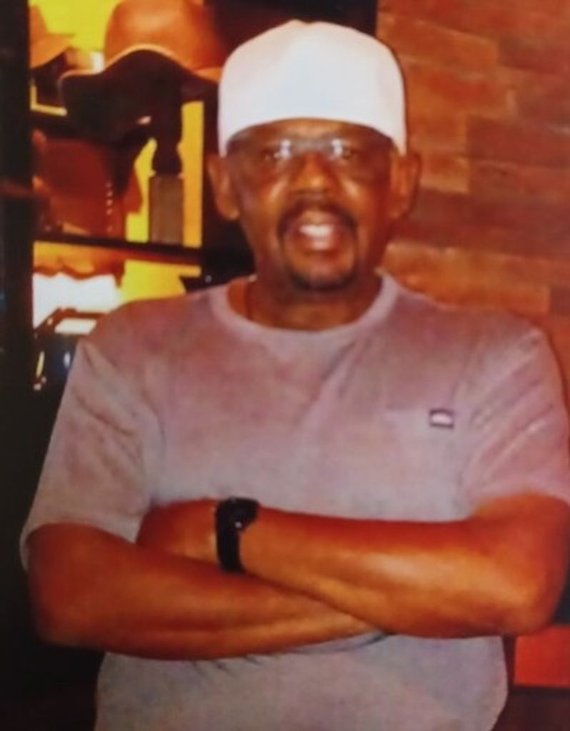 Mr. Charles Peterson