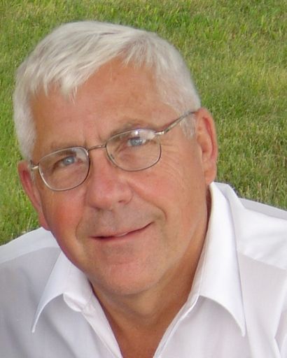 Wayne Hilmer Hofmann's obituary image