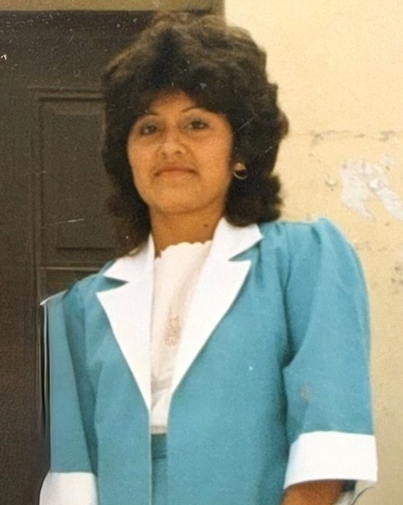 Magda Luz Velasquez Profile Photo