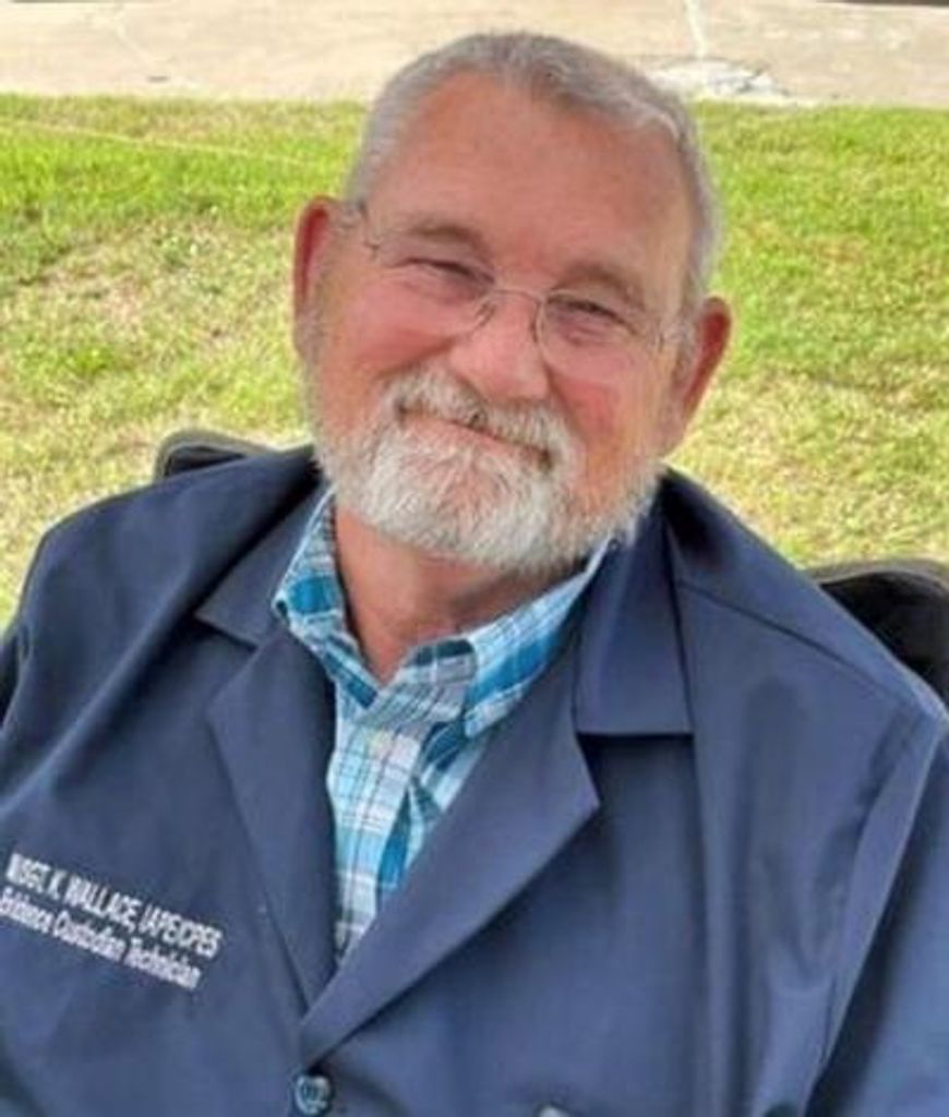 Paul Kelly Wallace Profile Photo