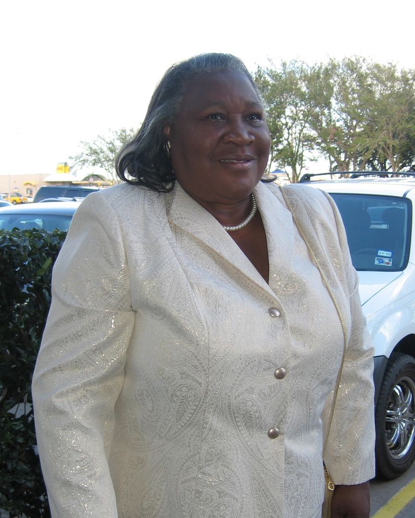 Ms. Shirley Robinson Profile Photo