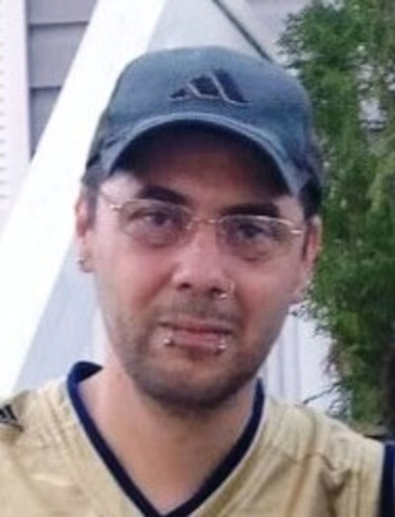Daniel Medeiros Profile Photo
