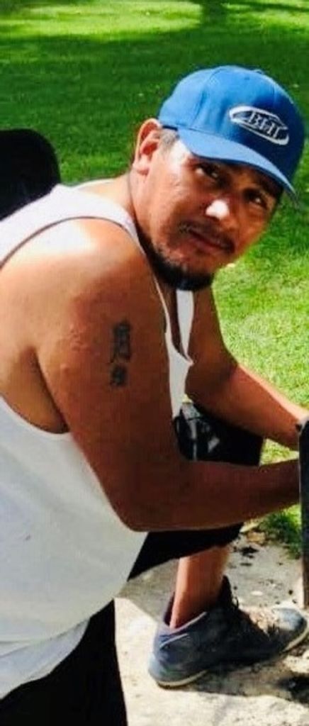 Leon Merle Moon Profile Photo