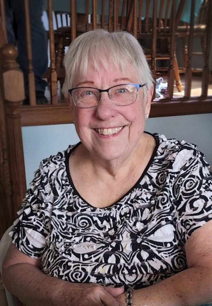 Lucy Vicker Profile Photo