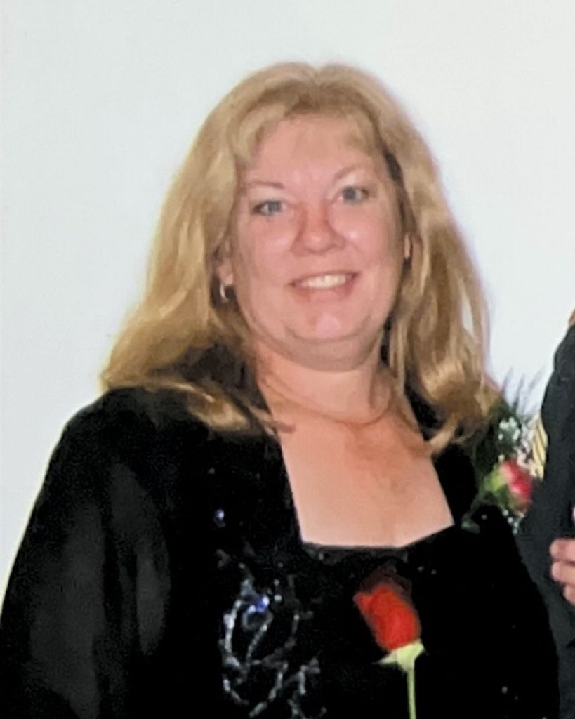 Julie Leach Profile Photo