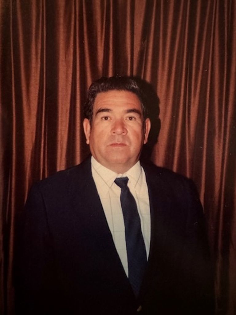 Mario Morales Siller