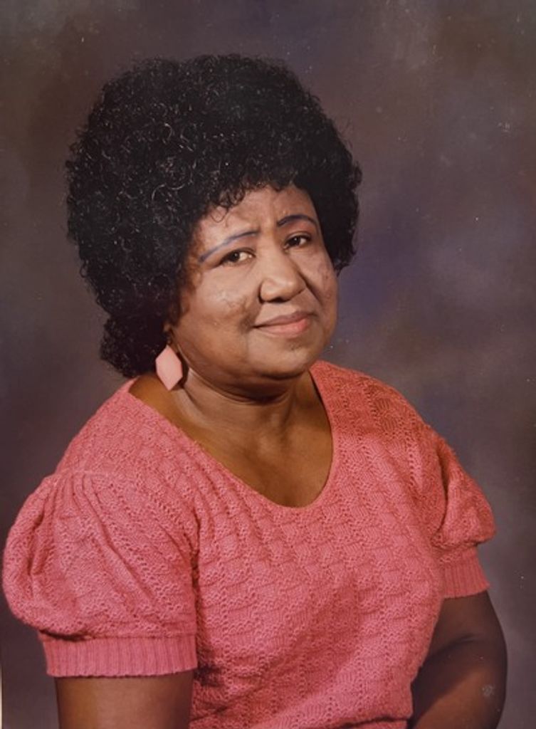 Mrs. Luttie Richardson Profile Photo