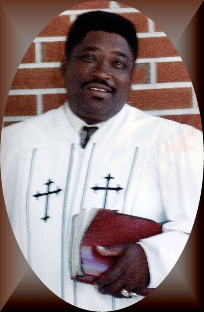 Pastor Macarthur Blount Profile Photo