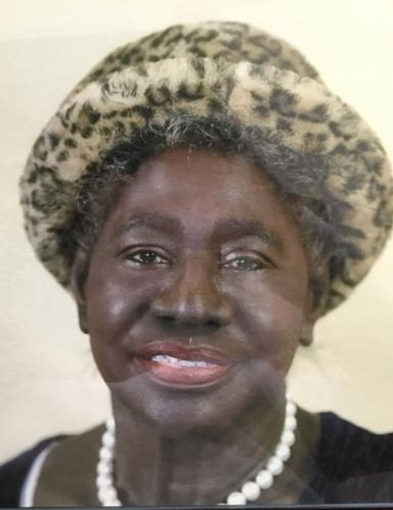 Julia Mae Robinson Profile Photo