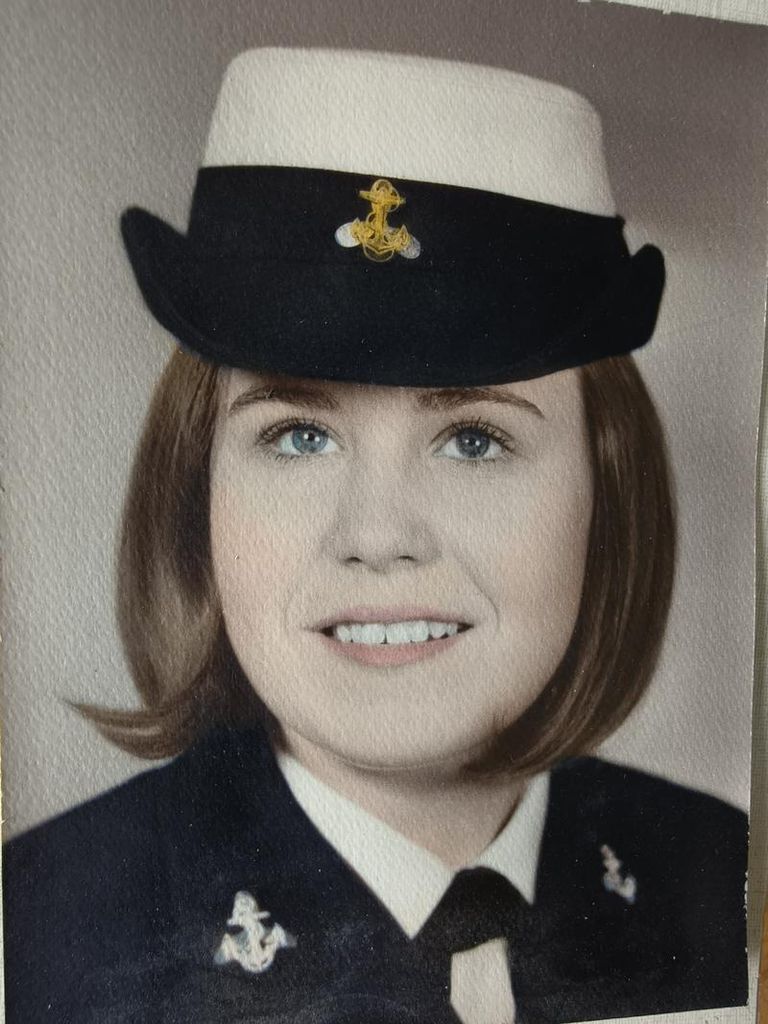 Marian Kathryn "Kathy" Hudgel-Helsinger Profile Photo