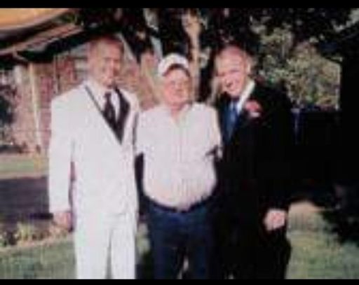 Robert Perry photo gallery thumbnail 12 of 12