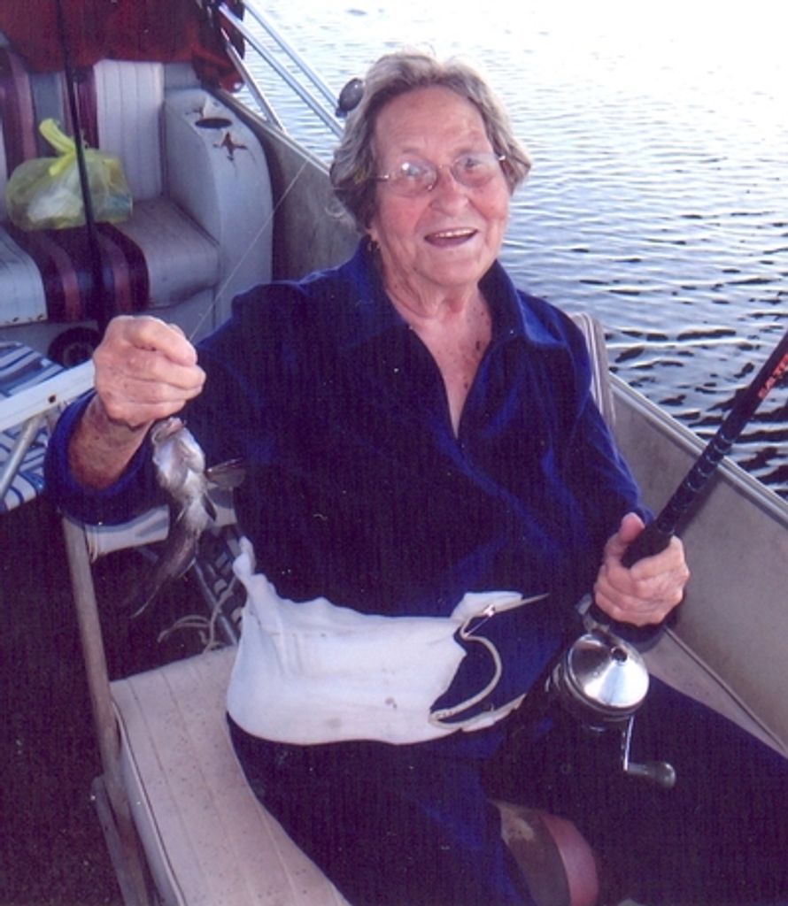 Vivian Bradshaw Wood Profile Photo