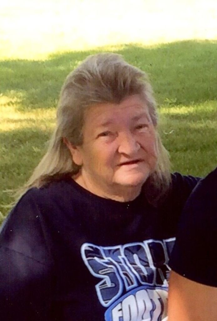 Doris M (Payton)  West